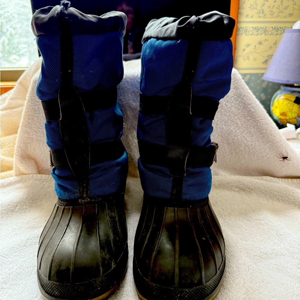 Baffin Women’s Winter Boots Size 7